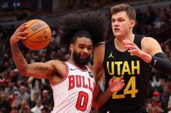 包含赛点之战NBA季后赛焦点战！北京首钢迎战波士顿凯尔特人，绝杀或上演的词条